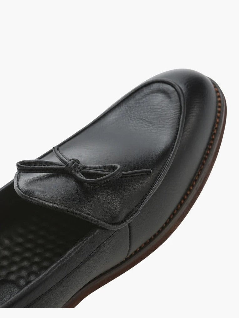 Hampton Lace Loafer